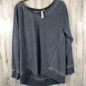 GreenTea Long Sleeve High Low Long Sleeve Large